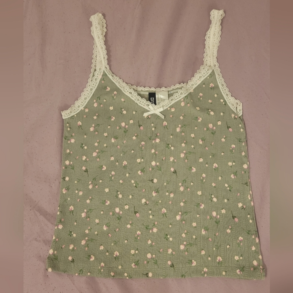 H&M Pointelle Green Floral Lace Cami Size Small